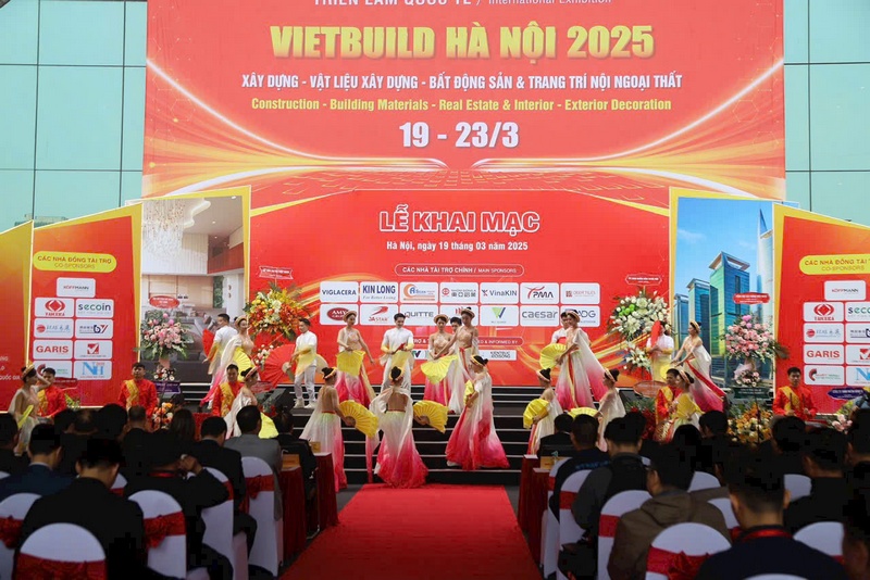 Triển lãm quốc tế Viêtbuild Hà Nội 2025 mang đến cơ hội kinh doanh và phát triển thương mại